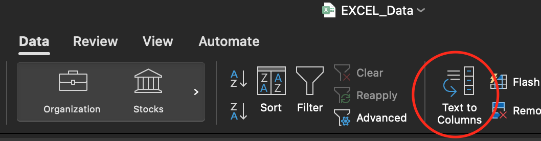 คลิกที่ Text to Columns